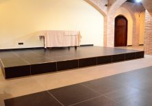 Sala congressi, pavimentazione in gres porcellanato, Hotel Taloro Gavoi