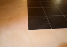 Sala congressi, pavimentazione in gres porcellanato, Hotel Taloro Gavoi